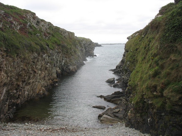 Porth Rhwydau Beach - Anglesey