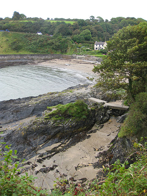 Cwm yr Eglwys Beach - Pembrokeshire