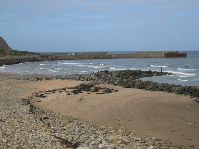 Cattersty Sands Beach (Skinningrove) - Yorkshire