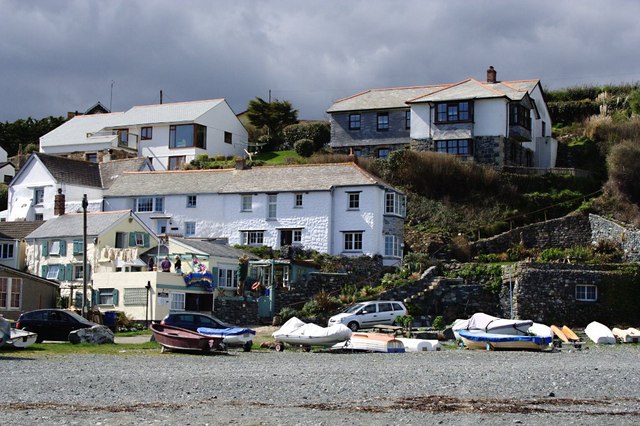 Porthallow Beach - Cornwall