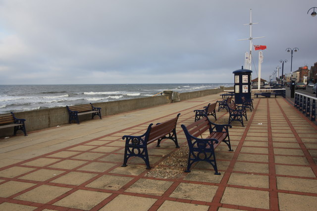 Lifeboat Station Beach (Redcar) - Yorkshire