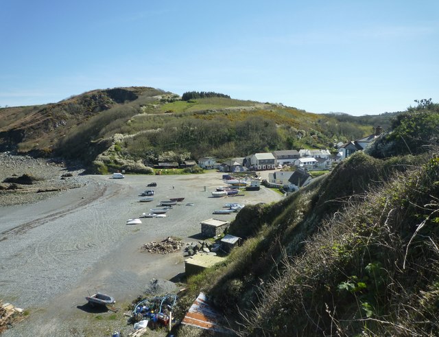 Porthallow Beach - Cornwall