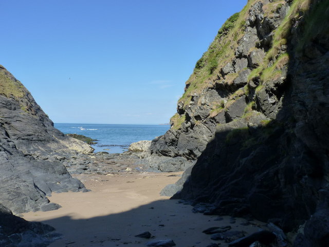 Traeth-y-Dyffryn Beach (Aberporth) - Ceredigion