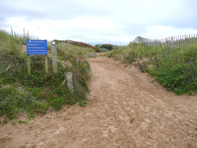 Victoria Road Beach (Formby) - Merseyside