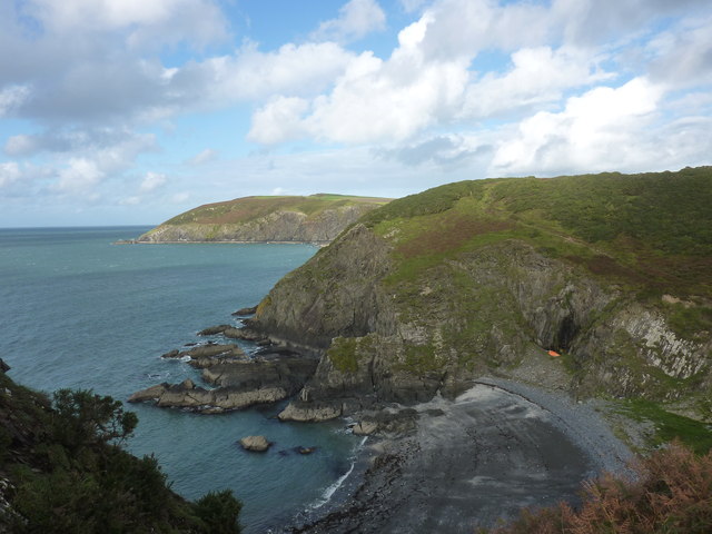 Pwll Gwylog Beach - Pembrokeshire