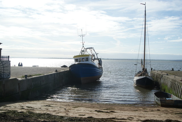 Leigh Bell Wharf Beach - Essex