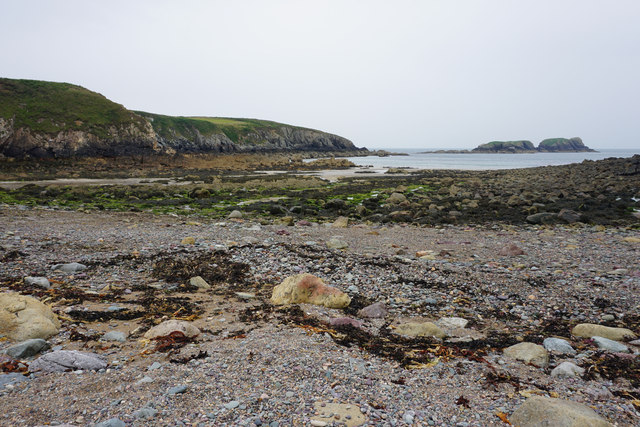 Porthlysgi Beach - Pembrokeshire