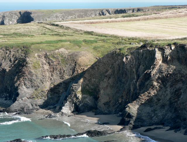 Traeth Llyn Beach - Pembrokeshire