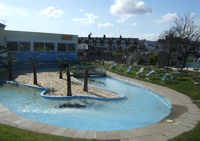 Royal Parade Beach (Eastbourne) - East Sussex