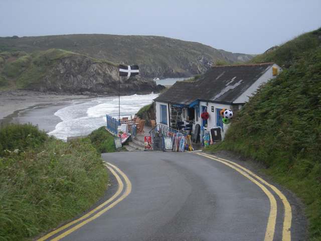 Kennack Sands Beach - Cornwall